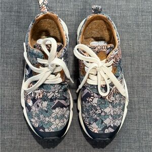 Flower Mountain Pampas Tiger Print Sneakers